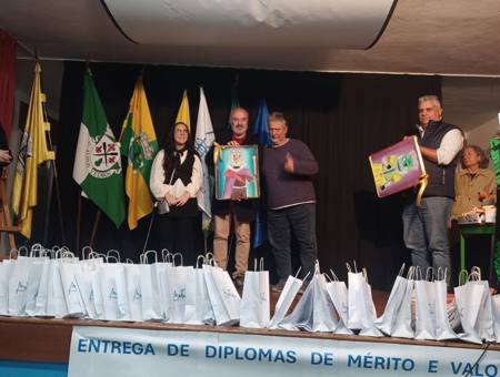 Cerimonia De Entrega De Diplomas De Merito 11